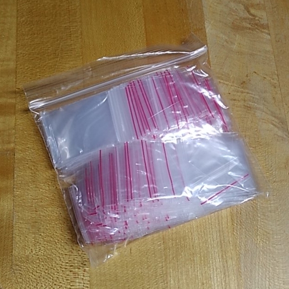 180 1.5x2" clear zip lock poly bags - Picture 2 of 4